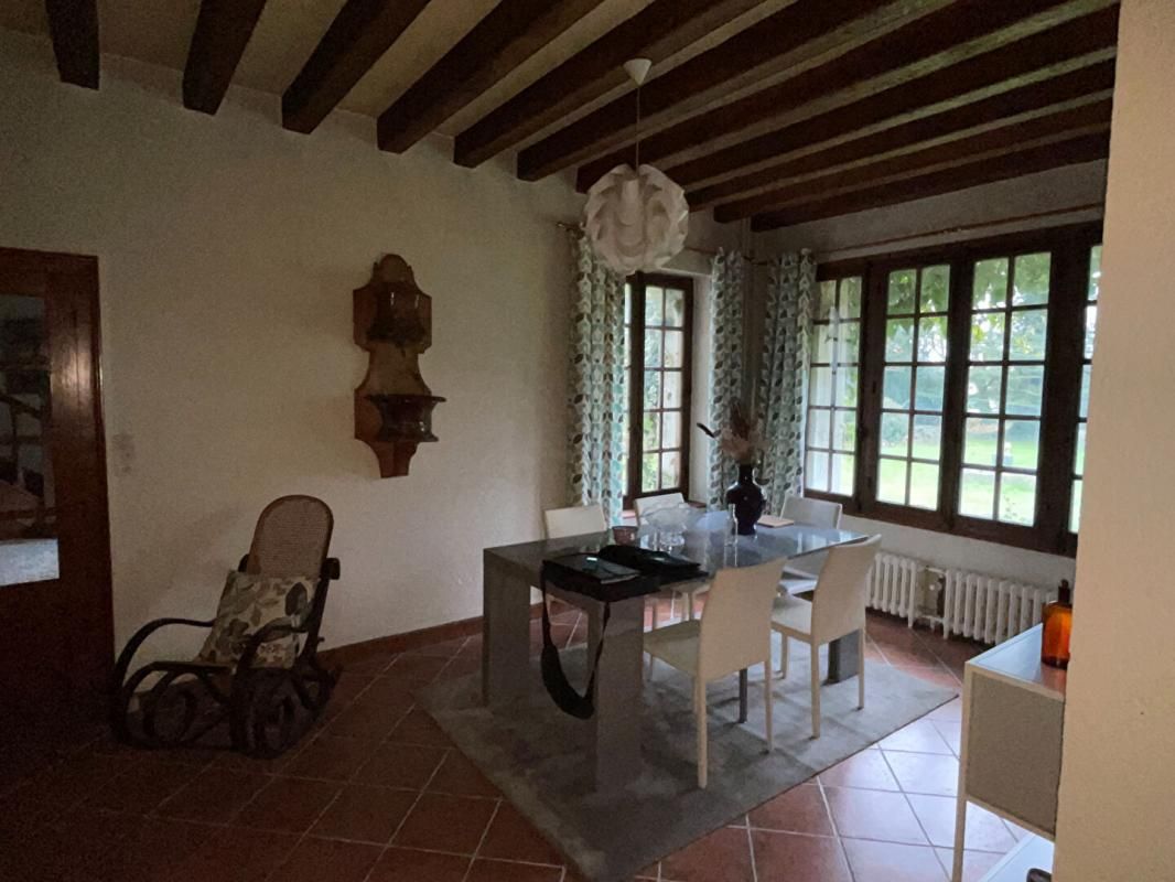 MONTGIVRAY Maison de caractère à Montgivray 10 pièce(s) 252 m2 4
