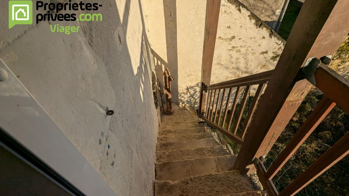 NOUATRE Maison de pays .Viager occupé.NOUATRE 37 4