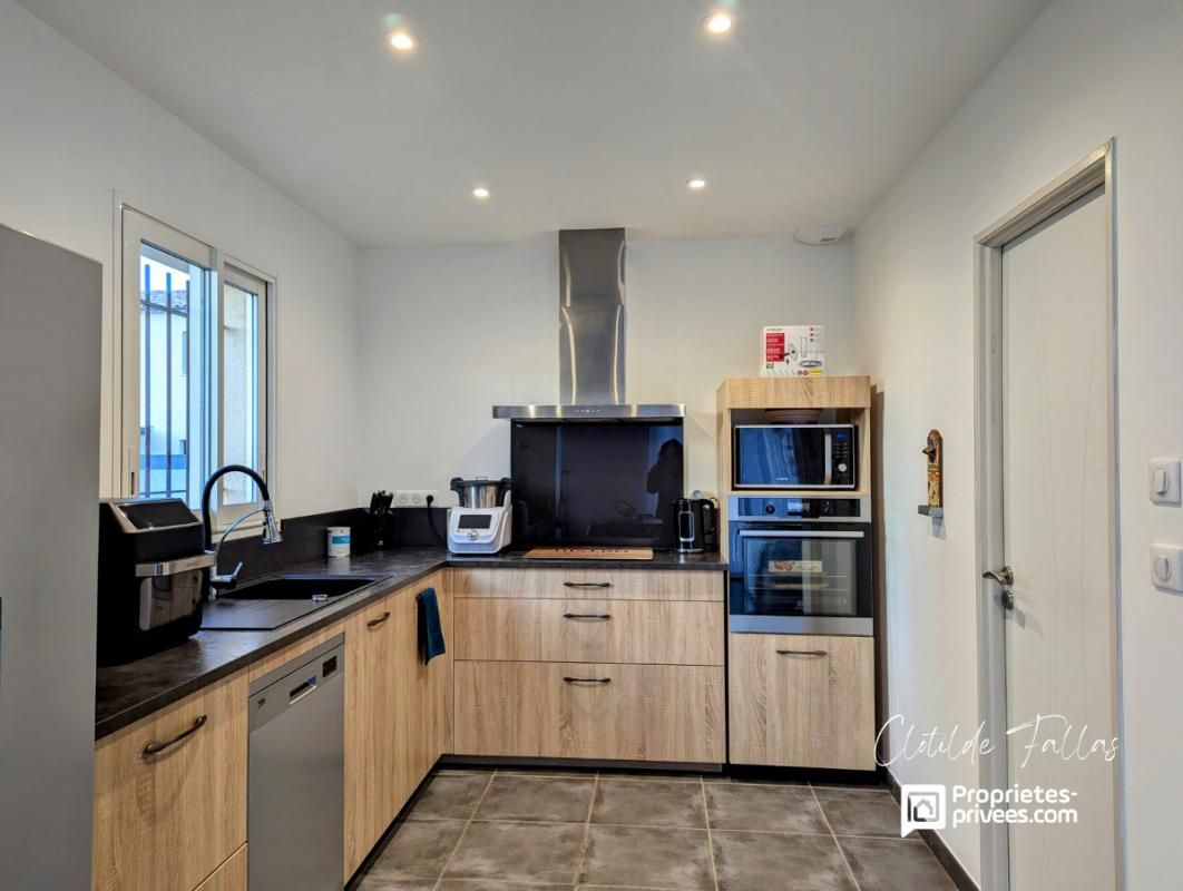 PIOLENC Maison récente plain-pied  3 chambres avec jardin clôturé et piscinable 3
