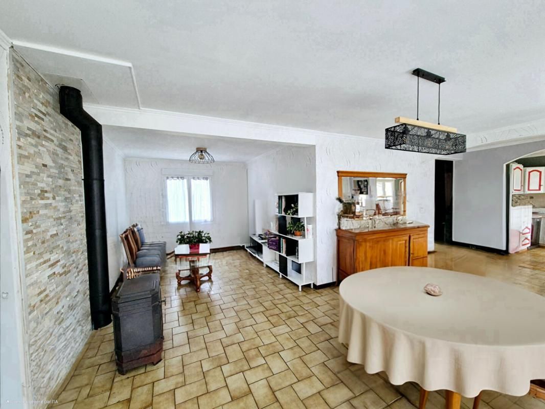 PONT-SCORFF Belle maison Néo-Bretonne de 6 pièces CLEGUER 2