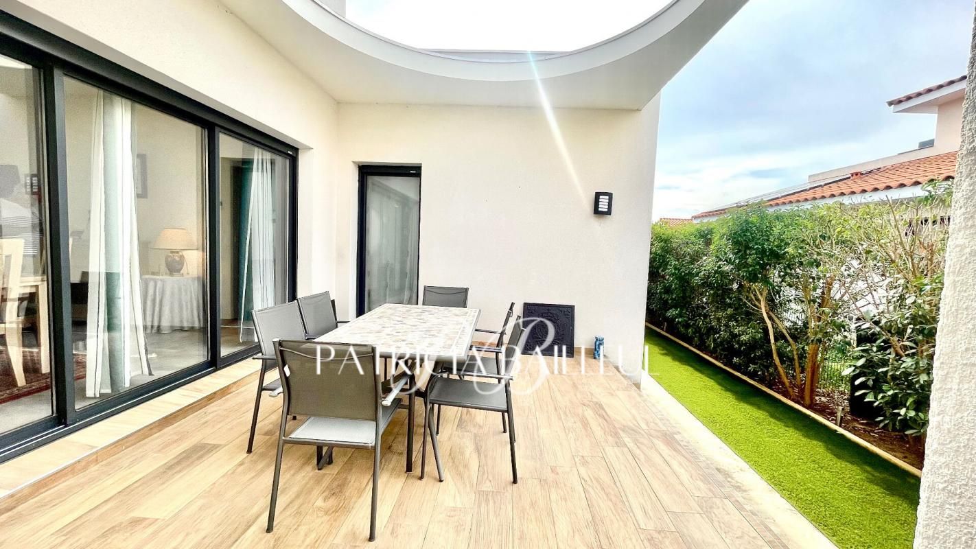 Villa T5 Contemporaine avec piscine