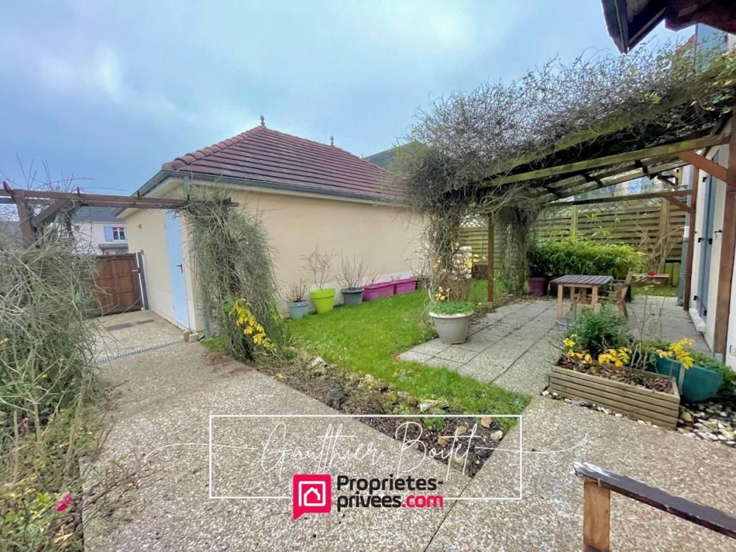 COULOMMIERS Maison Coulommiers même 4 pièce(s) 80 m2 3