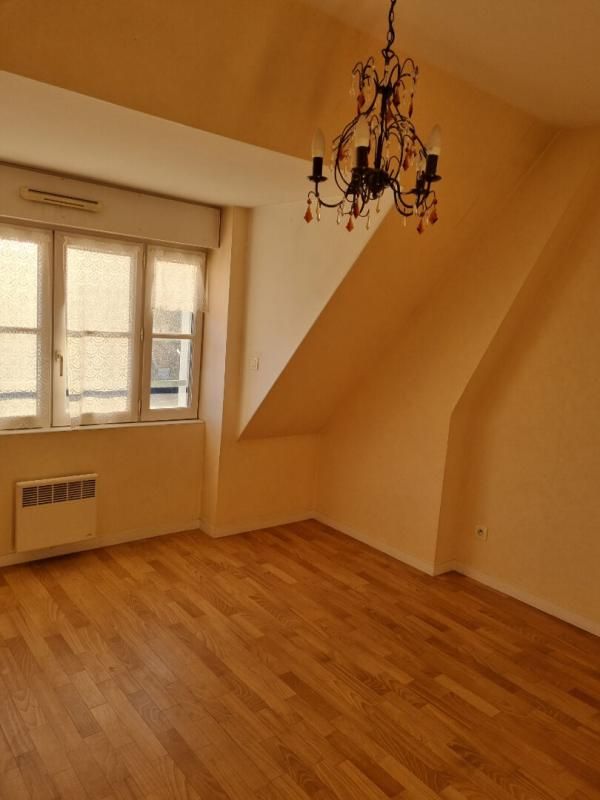 VENDOME BEL APPARTEMENT AU CENTRE DE VENDOME 4