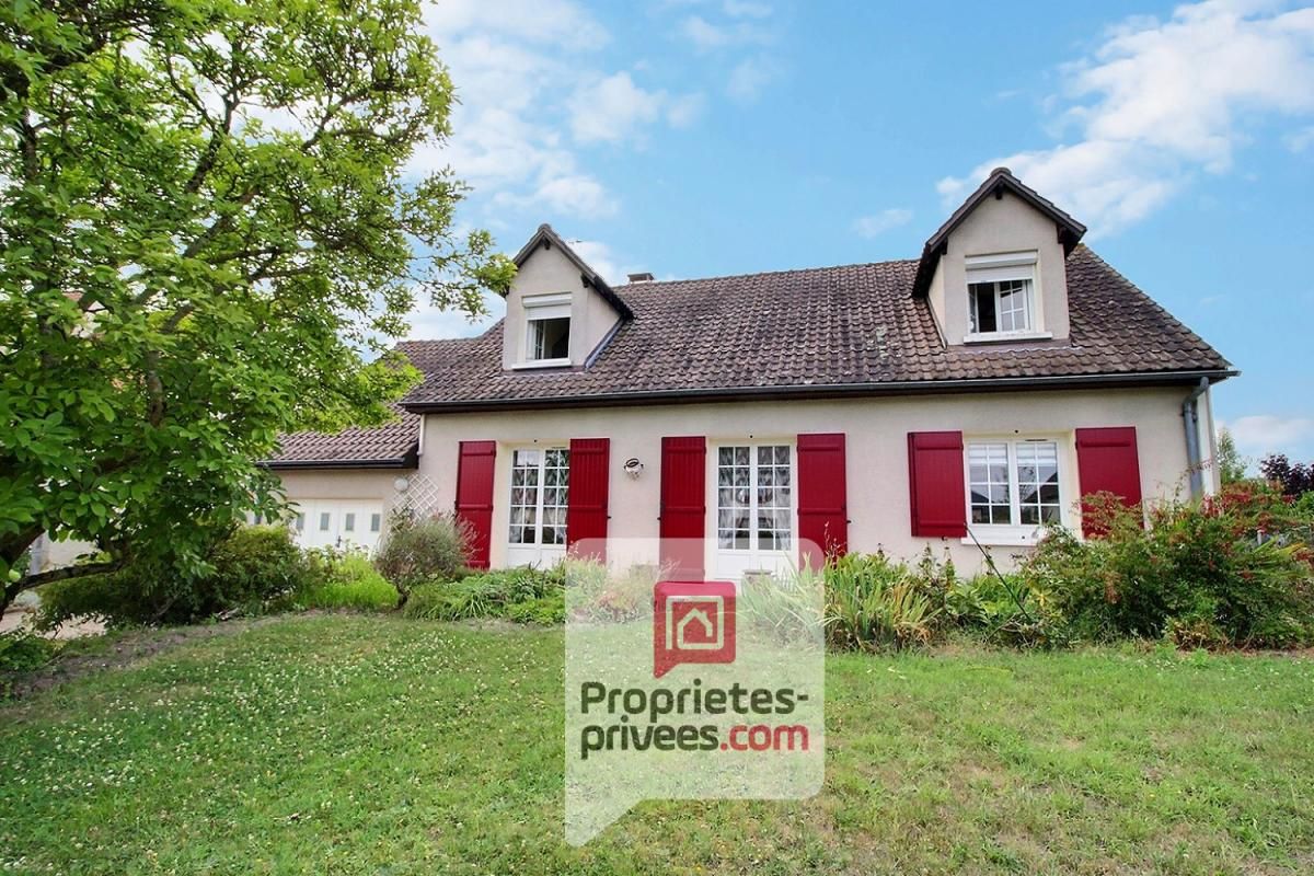 VILLEMANDEUR 15 mn Gare de MONTARGIS - A VENDRE AGREABLE PAVILLON 7 PIECES, GARAGE et JARDIN CLOS 2