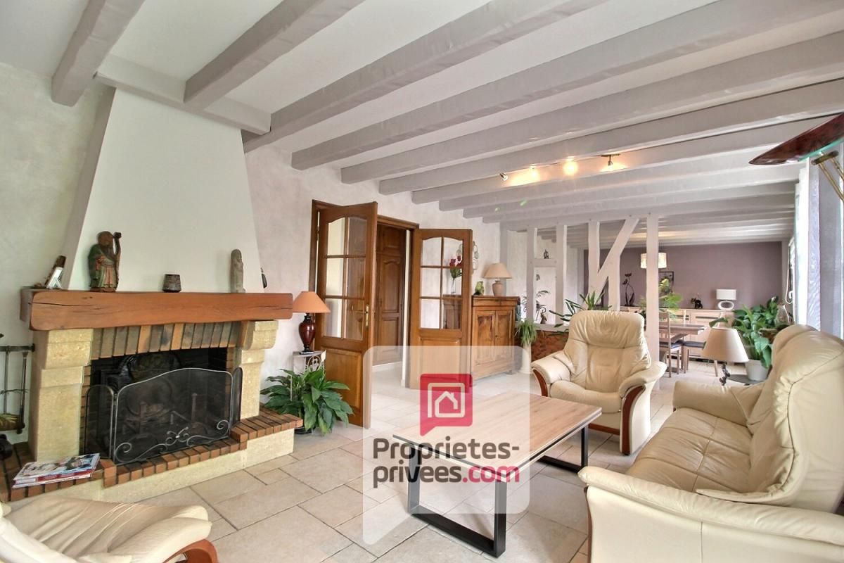 VILLEMANDEUR 15 mn Gare de MONTARGIS - A VENDRE AGREABLE PAVILLON 7 PIECES, GARAGE et JARDIN CLOS 3