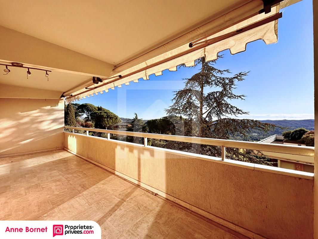 GRASSE GRASSE Appartement 4 pièces 1 terrasse, 1 balcon, 2 garages - VUE MER 2