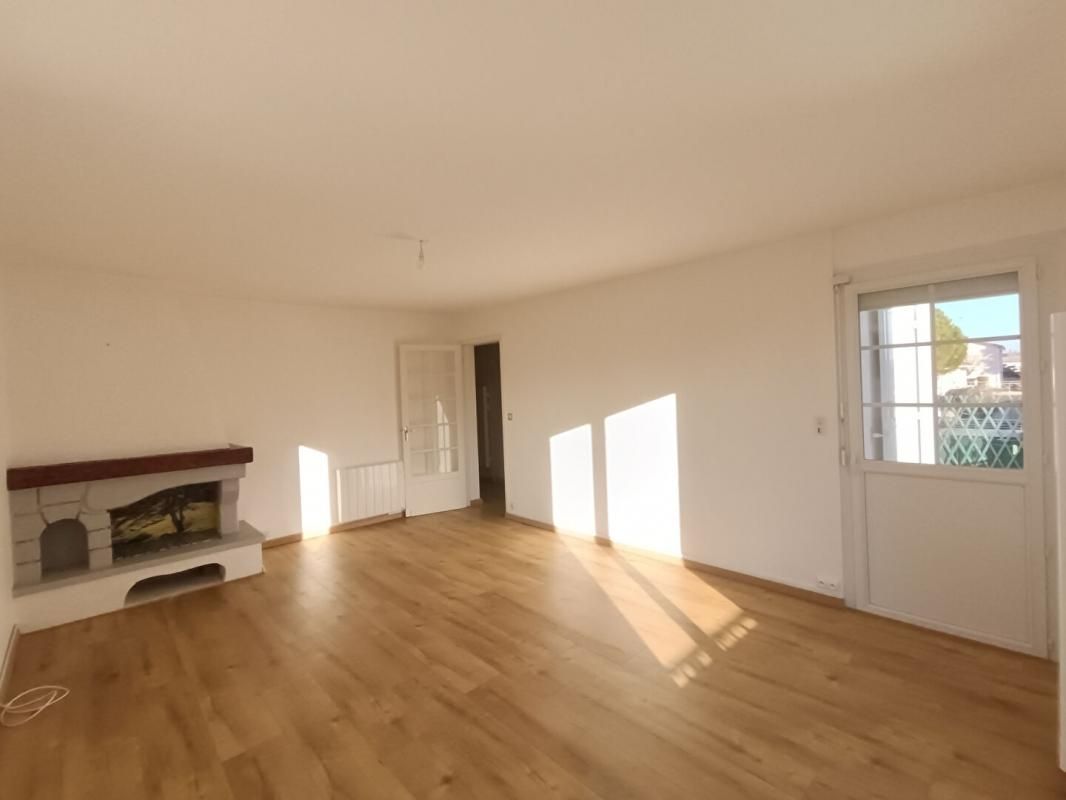 SAINT-GEORGES-DE-DIDONNE Appartement Saint Georges De Didonne 4 pièce(s) 2
