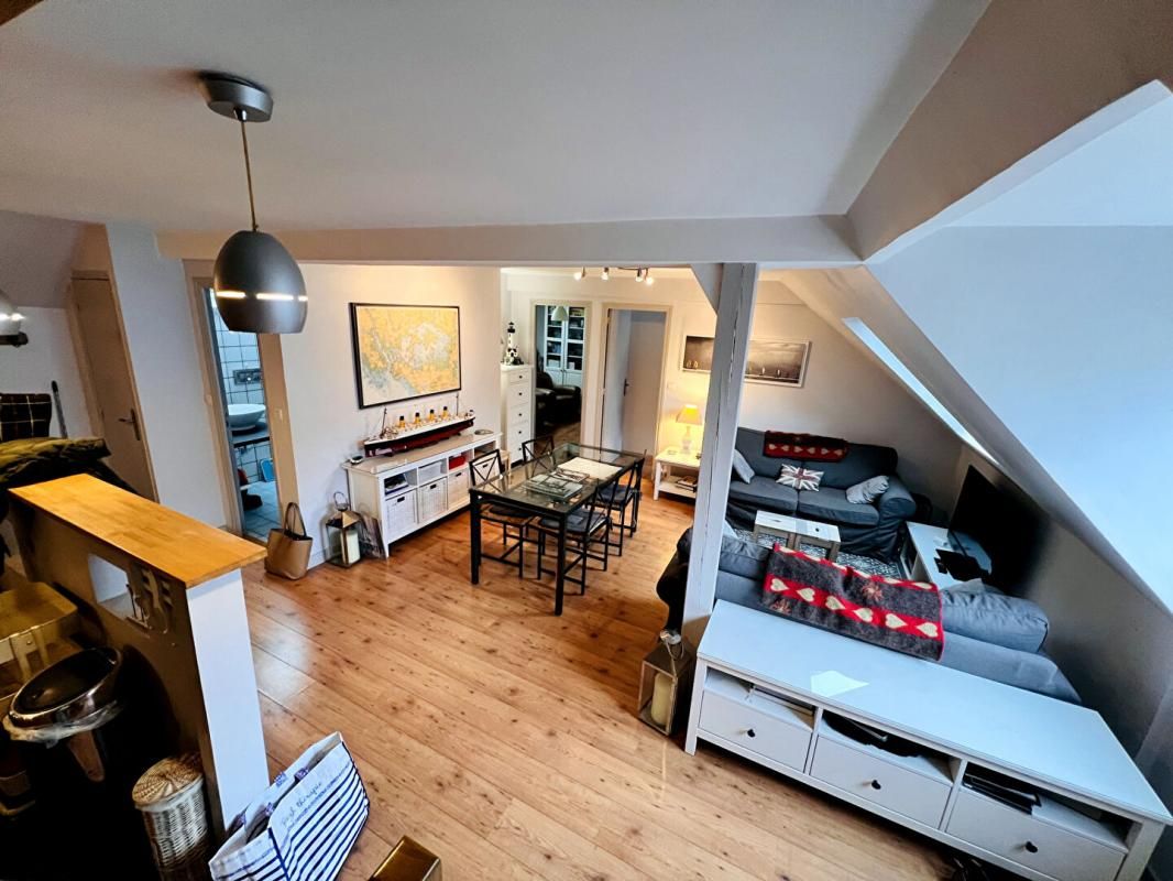 VANNES Appart -Vannes T4 de charme à colombages -88m2-rénové 2
