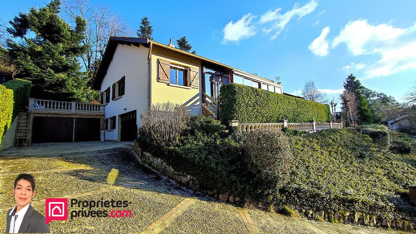 THIZY THIZY-LES-BOURGS (69240)  Maison individuelle 174 m²,  4 chambres et terrain1000m² 4