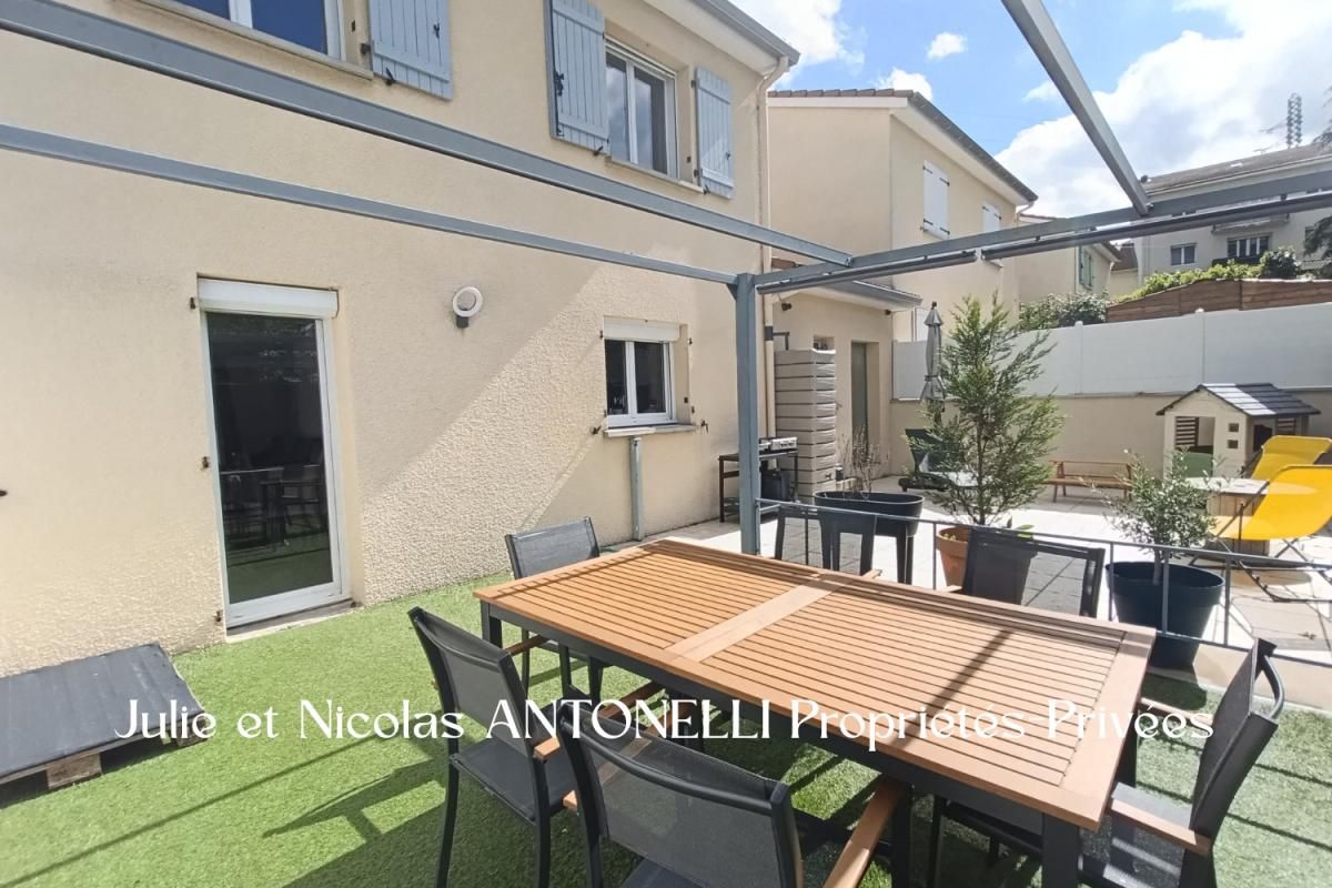 FIRMINY Maison 5 pièce(s) 92 m2, 3 chambres, garage et jardin 2
