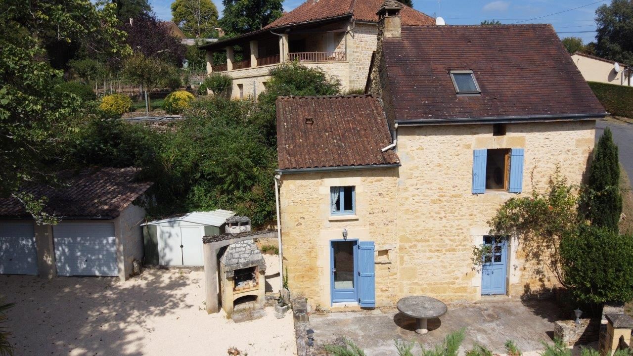 SARLAT-LA-CANEDA Maison 5 pièce(s) 80 m2 2