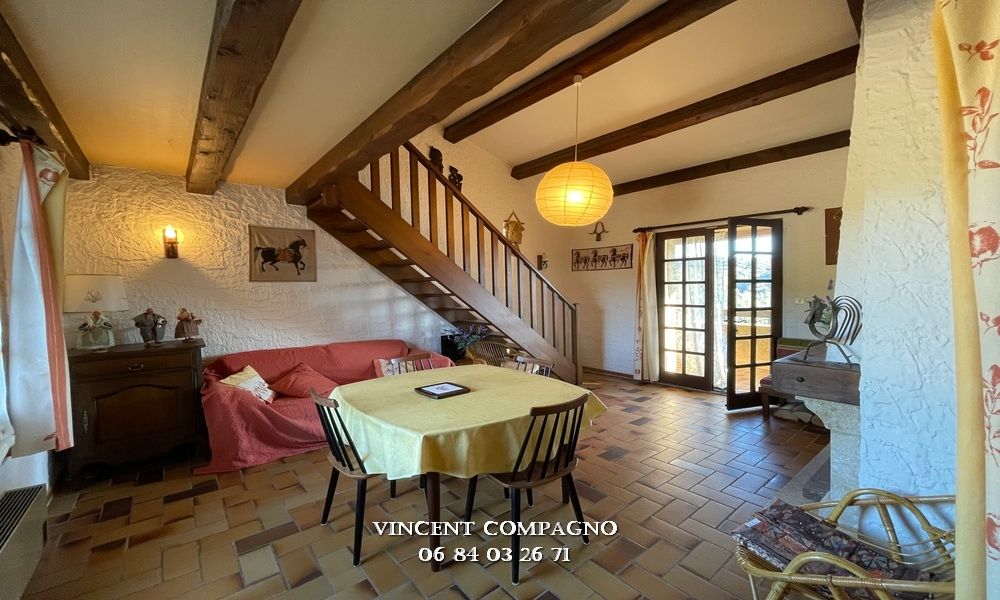 ESPARRON-DE-VERDON Appartement Esparron De Verdon 3 pièce(s) 50m2 2