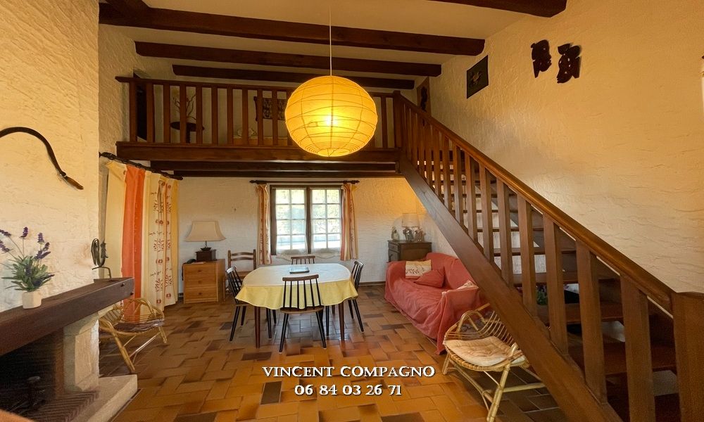 ESPARRON-DE-VERDON Appartement Esparron De Verdon 3 pièce(s) 50m2 3