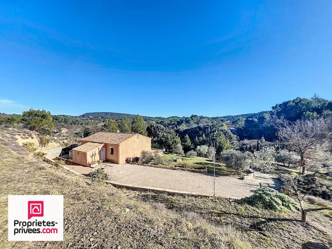 La Verdiere Villa sur 2315 m² en situation dominante