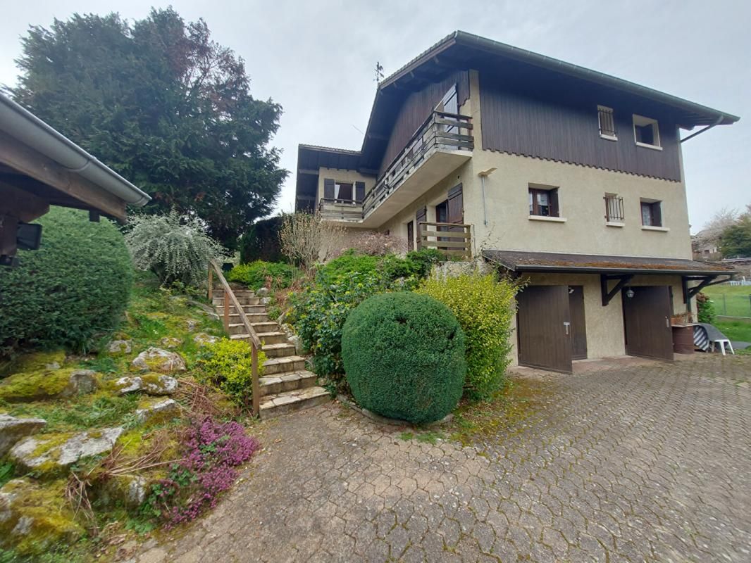 LA ROCHETTE Maison d'architecte 8P 177 m² ARVILLARD (73110) 2