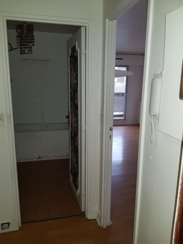 SAINT-OUEN Appartement 1 pièce(s) Quartier Ecole Emile Zola 2