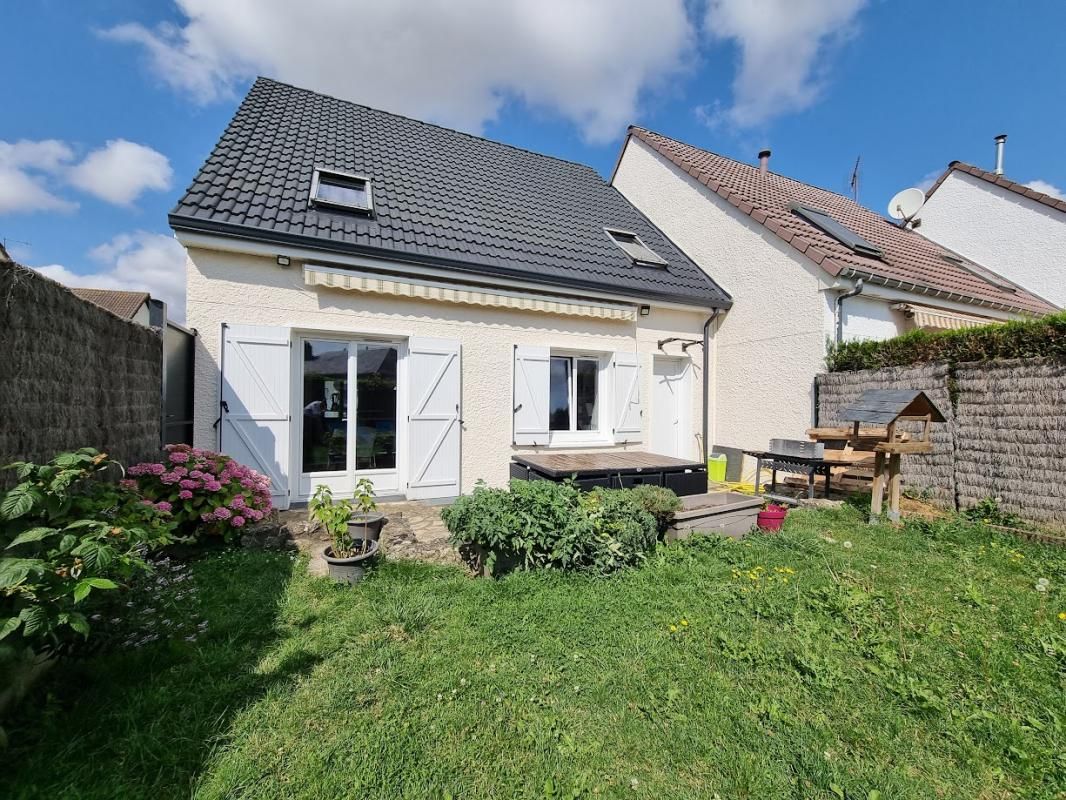 ARTENAY Maison Artenay 2