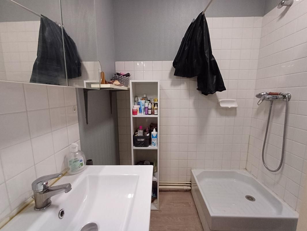 NIORT Niort av de Limoges - appartement T1 bis 4