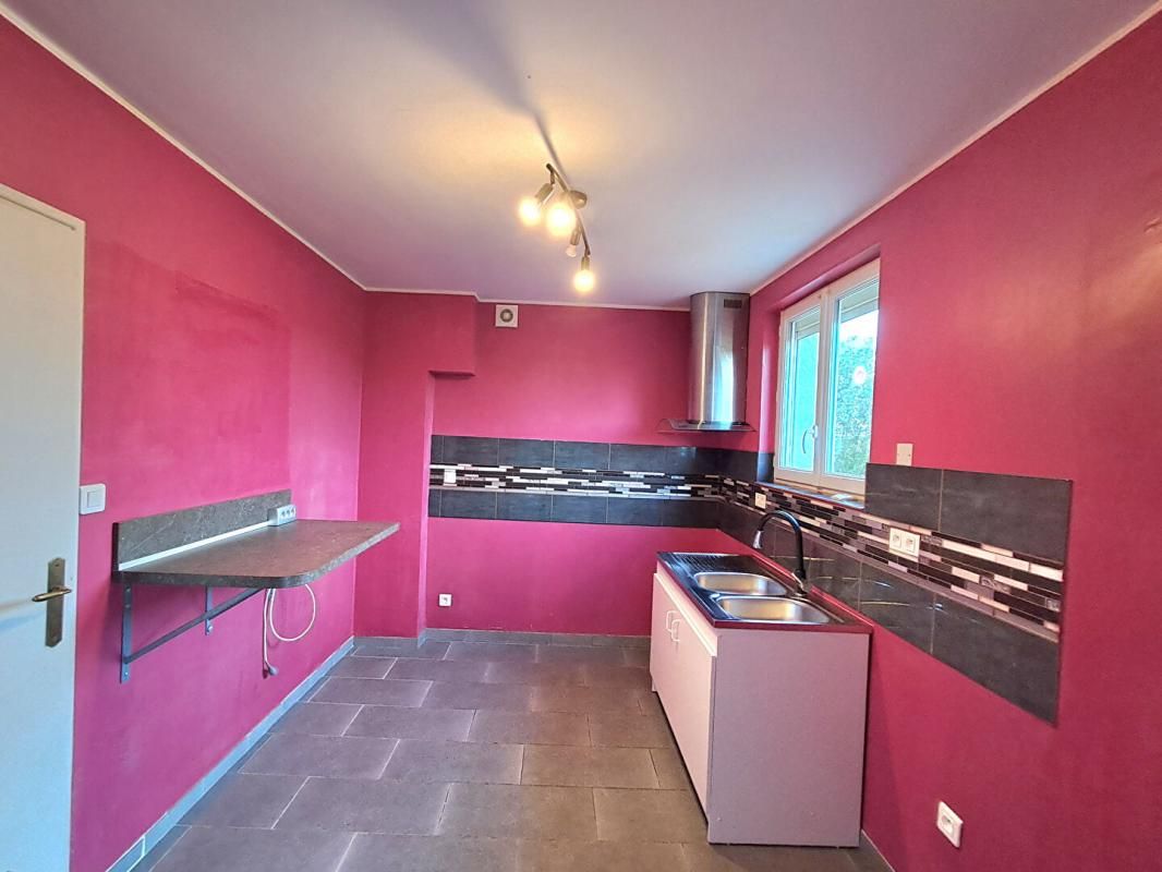 VASSIMONT-ET-CHAPELAINE Maison familiale Vassimont Et Chapelaine 6 pièce(s) 88 m2 3