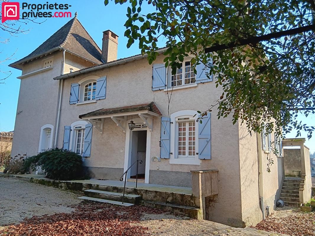 Grande maison familiale 150 m² Pradines bourg