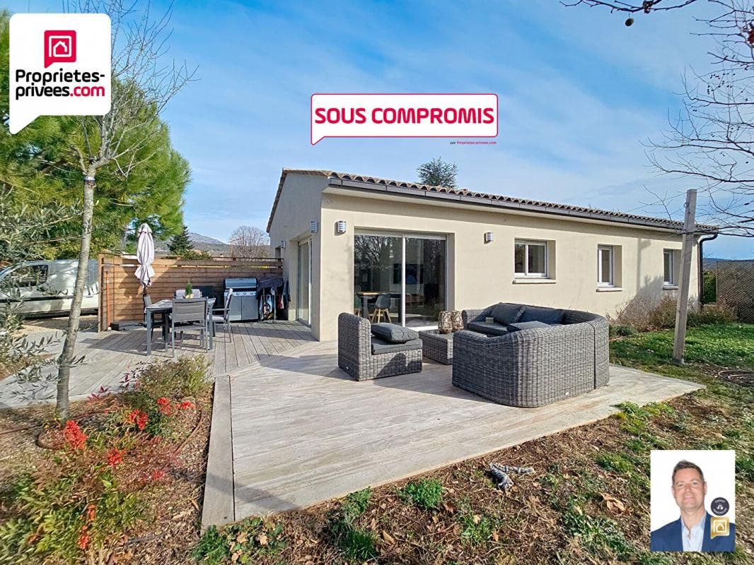 VILLA DE PLAIN PIED 4 PIECES 3 CHAMBRES TERRAIN DE 600 M2 ENVIRON