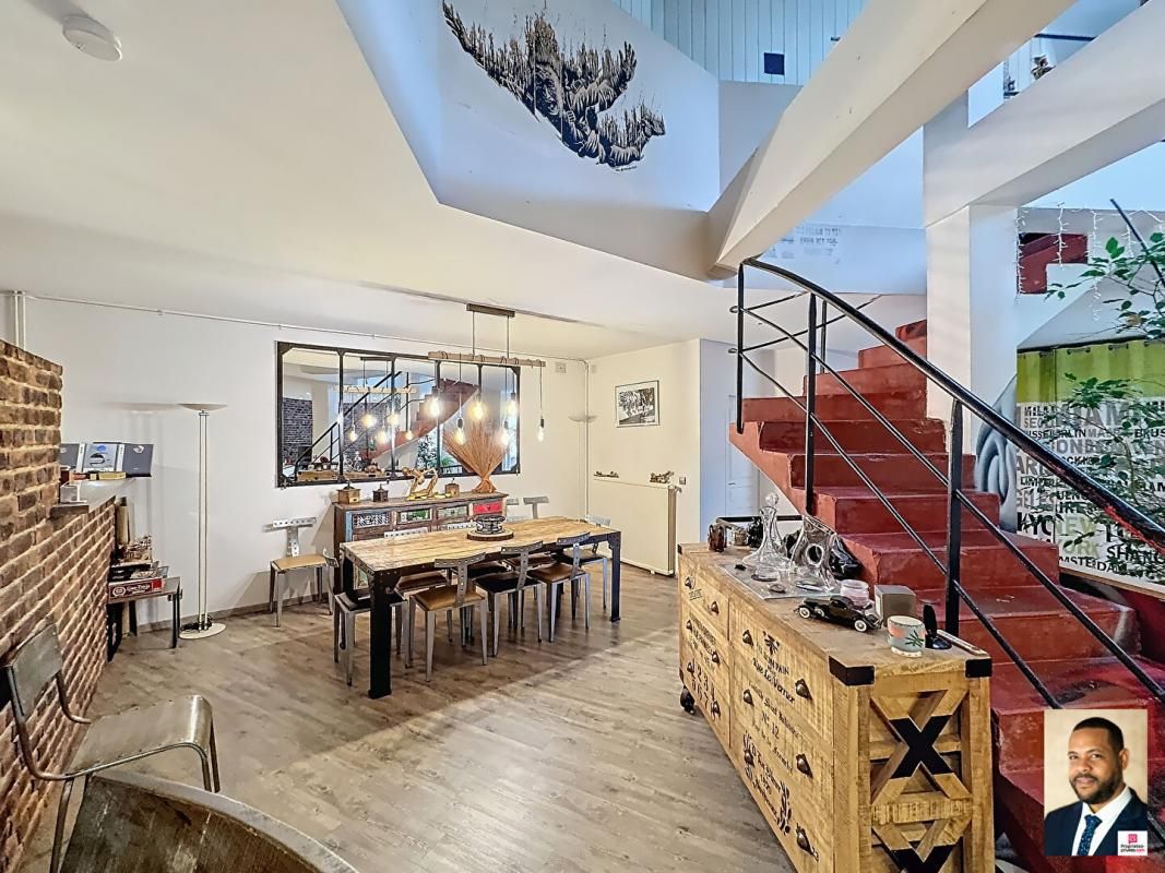 VITRY-SUR-SEINE Loft Vitry Sur Seine 8 pièce(s) 460 m2 3