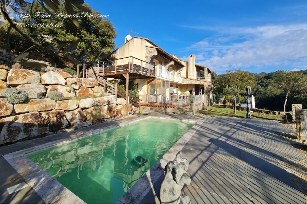 A 15 minutes de Anduze -Villa familiale avec piscine et vue imprenable !