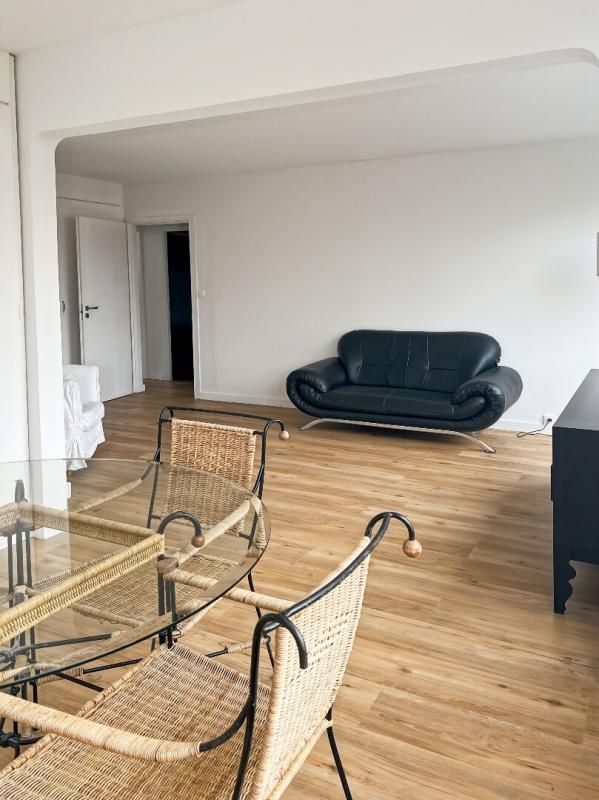 LILLE Appartement Lille 3 pièce(s) 68 m2, 2/3 chambres, cave 2