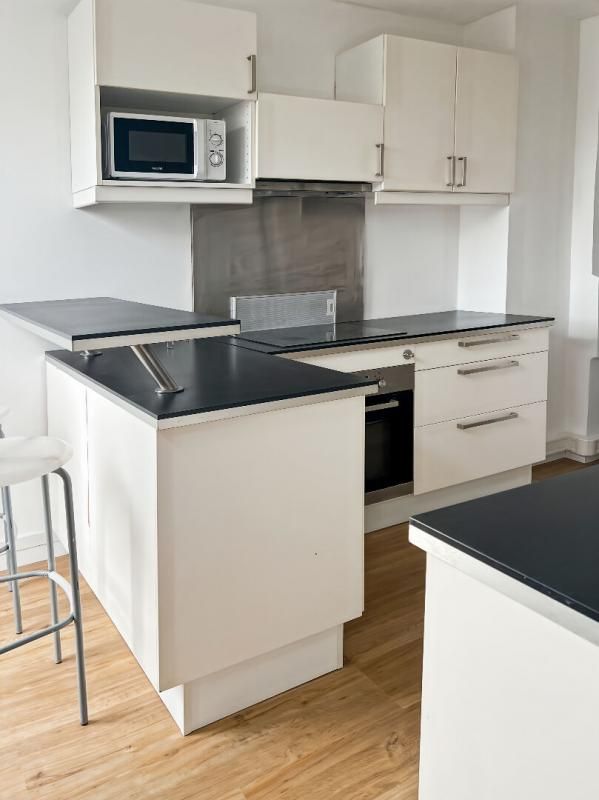 LILLE Appartement Lille 3 pièce(s) 68 m2, 2/3 chambres, cave 4