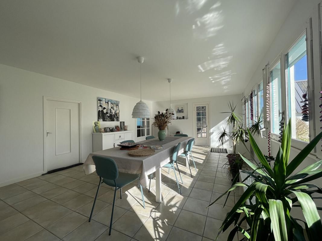RIEC-SUR-BELON A vendre RIEC SUR BELON (29340) Maison 11 pièces 6 chambres 1 bureau 225 m2 4