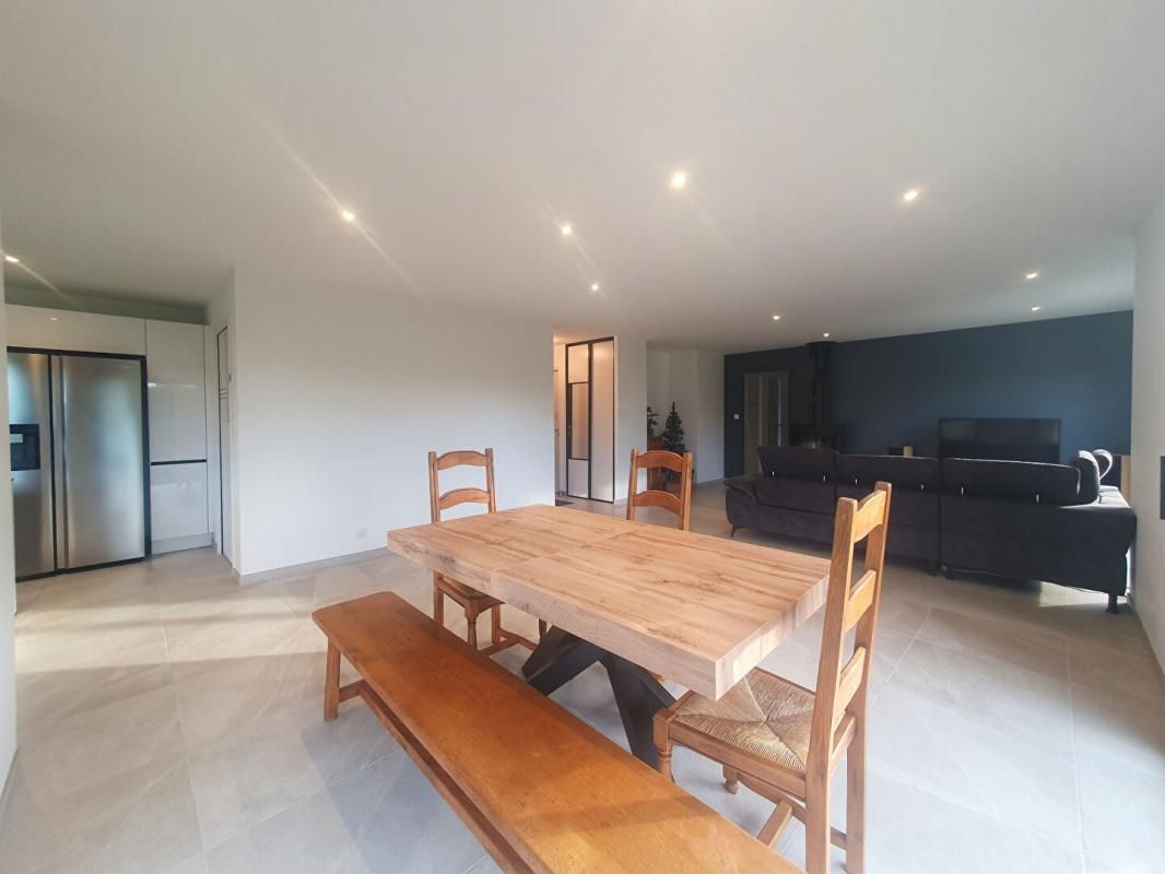 BAUD Belle maison contemporaine toute neuve de plain-pied 375 000 3