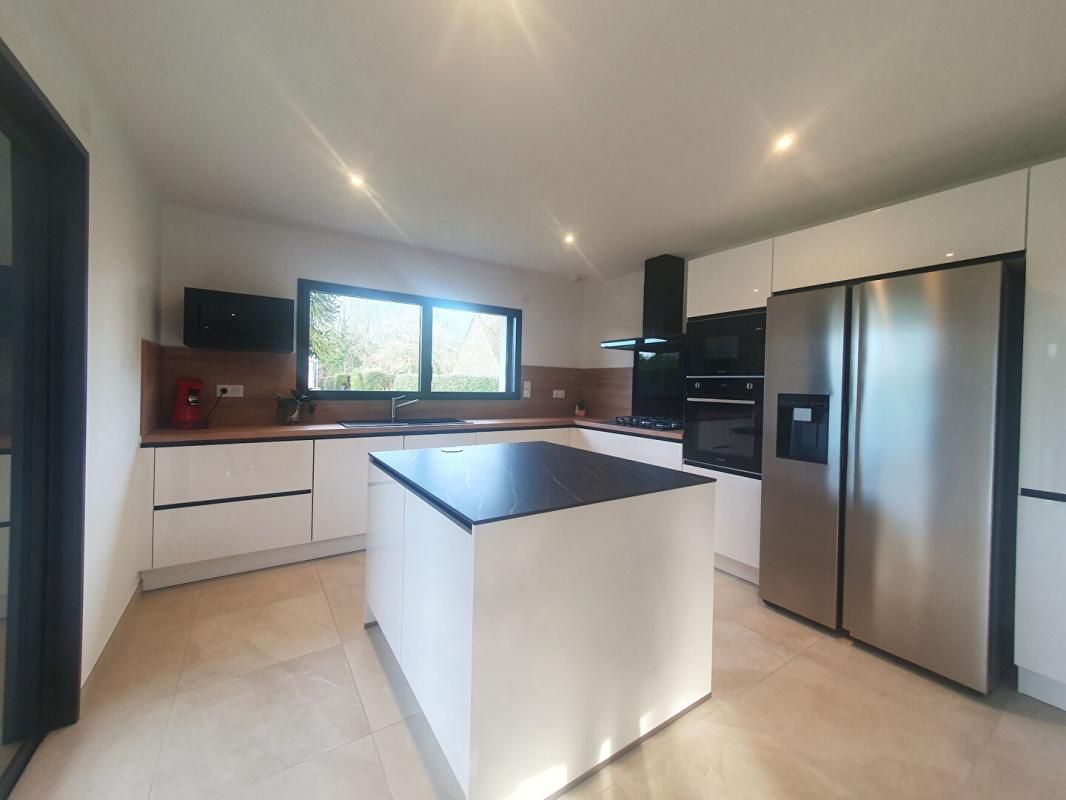 BAUD Belle maison contemporaine toute neuve de plain-pied 375 000 4