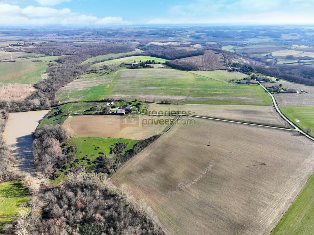 BEAUMONT-DE-LOMAGNE EXPLOITATION AGRICOLE DE 55 HECTARES ENVIRONS AVEC UNE MAISON T5 DE 145 m2 4
