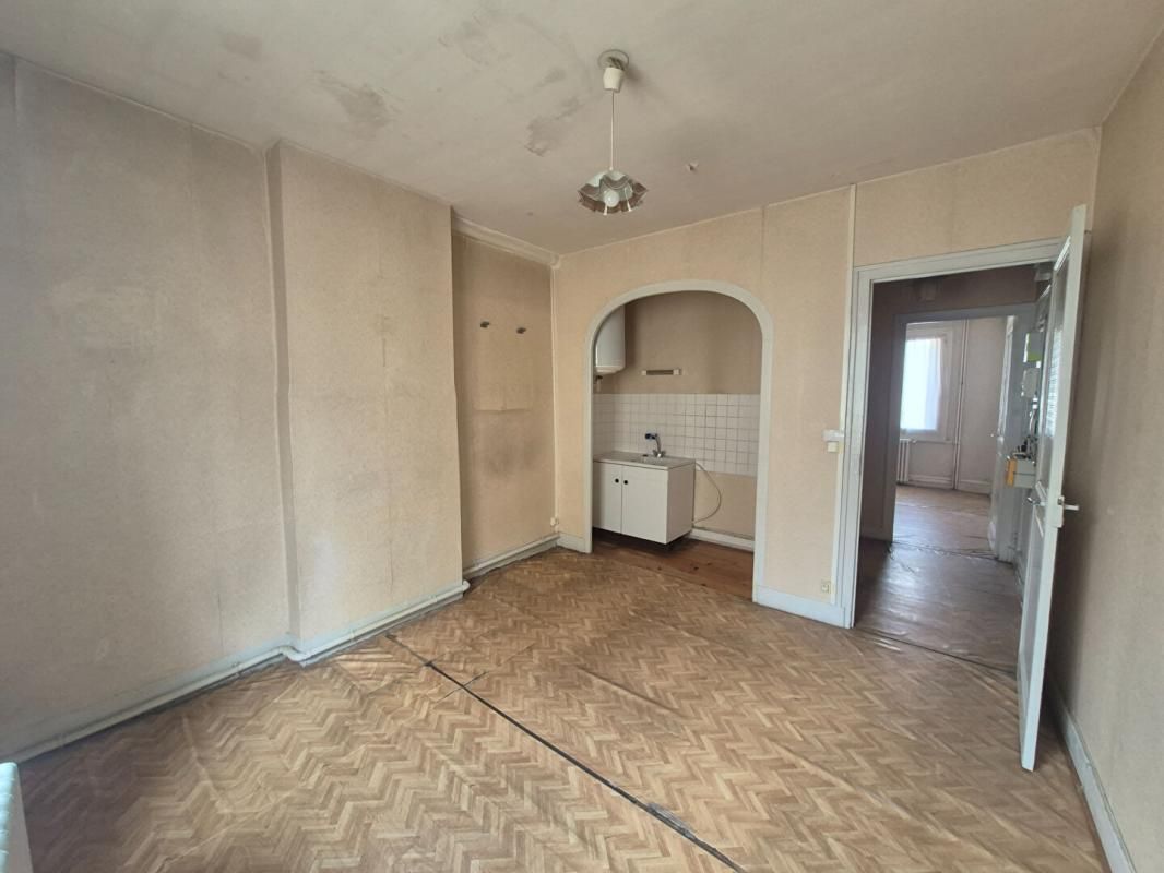 SAINT-ETIENNE Saint Etienne 42100 Appartement 32,4 m² 1 chambre 2