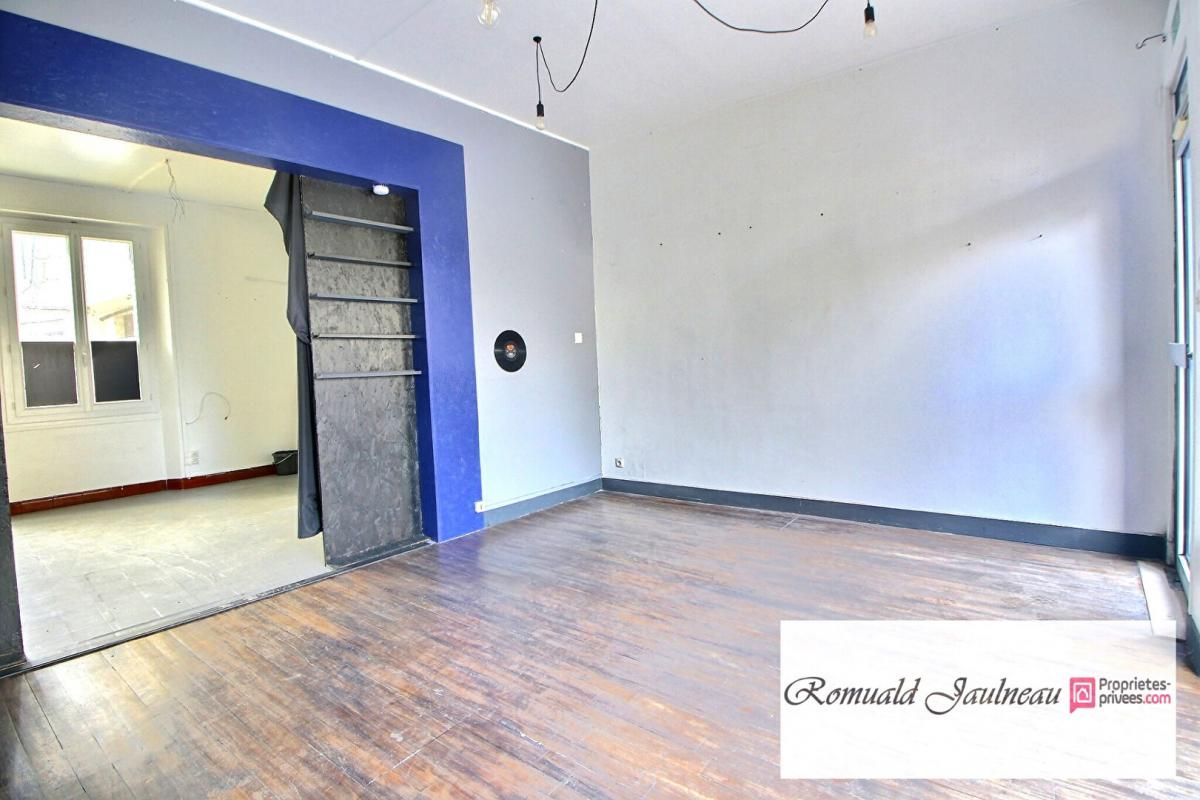 BONNEVAL Local commercial 30 m² à BONNEVAL 3