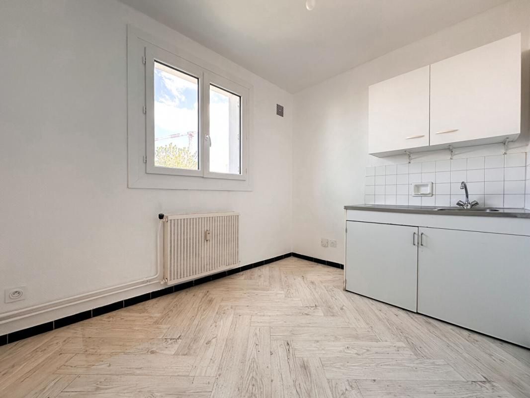 NANTES APPARTEMENT TYPE 2 - HECTOR BERLIOZ 4