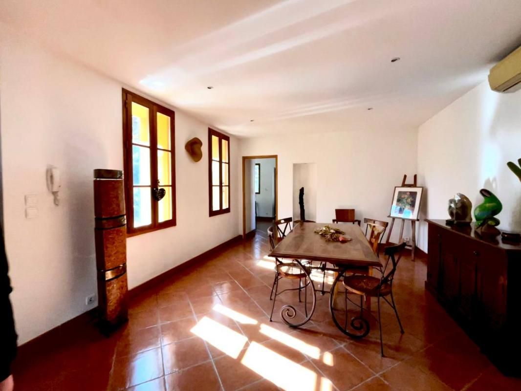 AUBAGNE 2 maisons sur 3470m2 de terrain 4