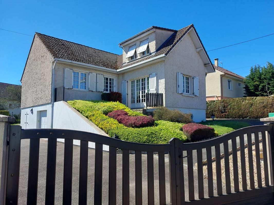 Maison Blanzy 5 pièce(s) 104 m2