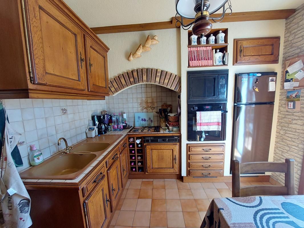 BLANZY Maison Blanzy 5 pièce(s) 104 m2 4