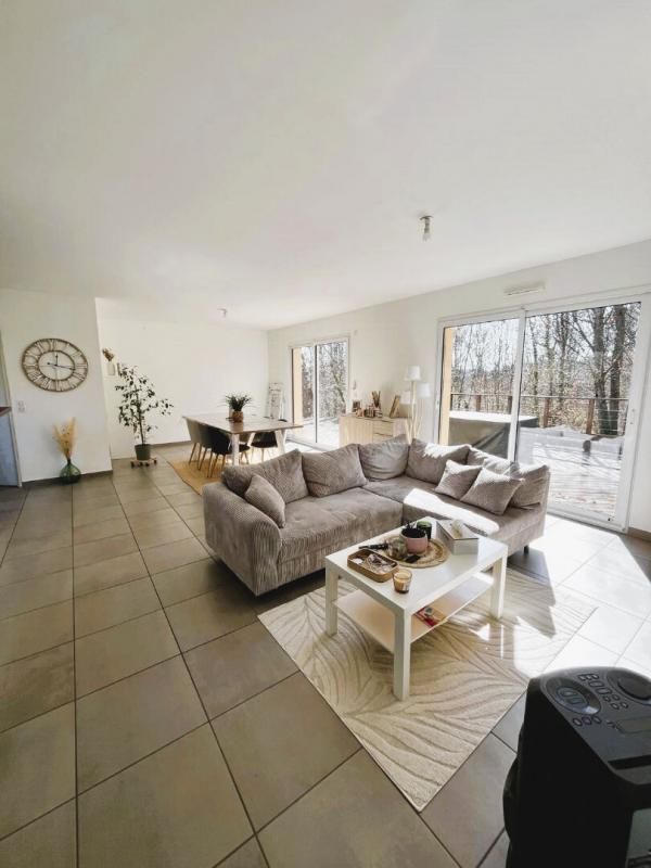 CHATEAU-L'EVEQUE Maison récente Château L'Evêque 105 m2 3