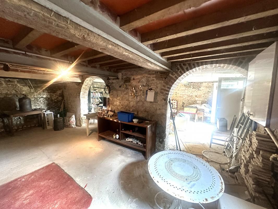 PONT-L'EVEQUE Maison au pied des commerces, avec jolie vue 4