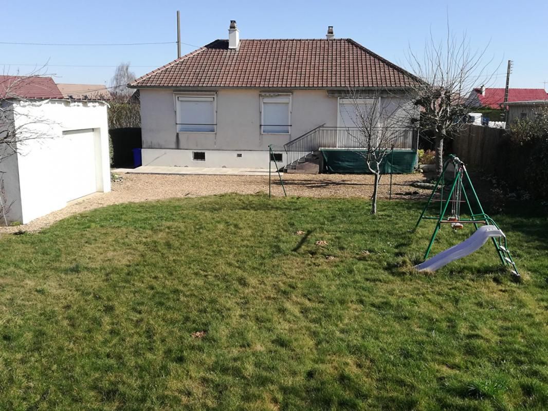 PIERRES Exclusivité belle maison de 78m2 avec sous-sol total à PIERRES 3