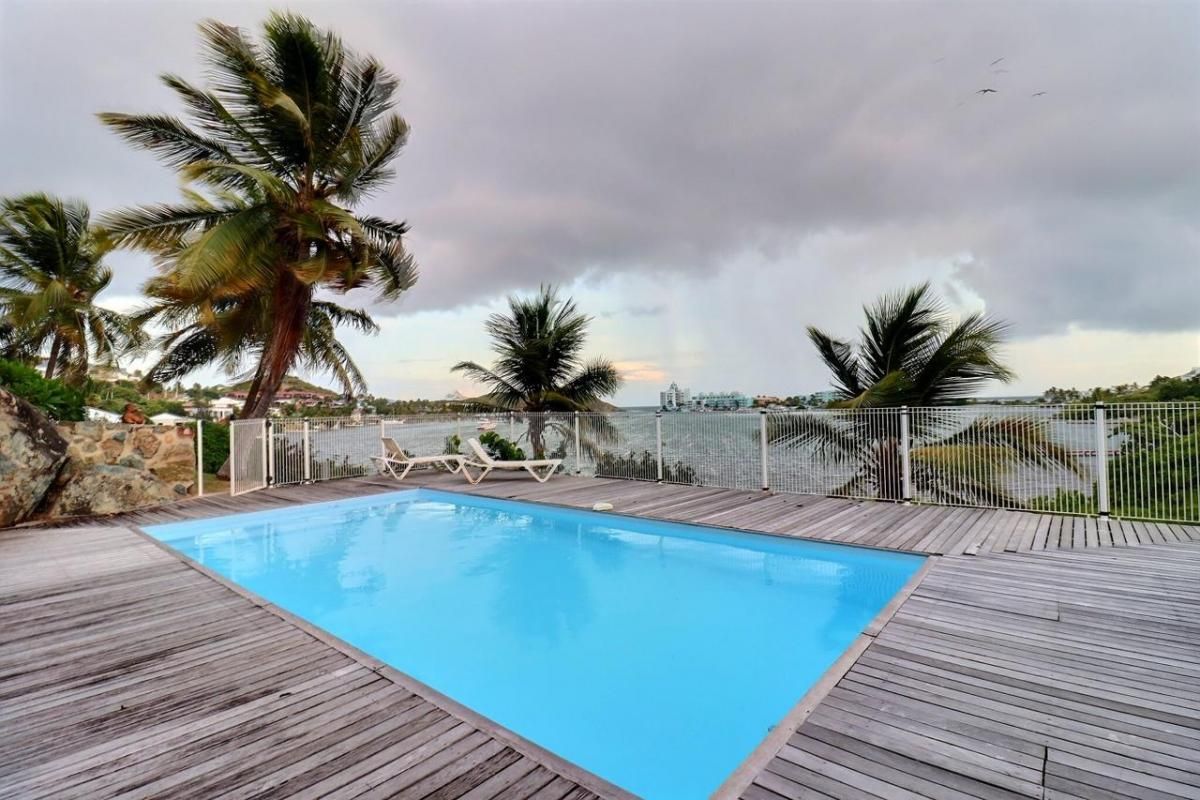 SAINT-MARTIN Appartement 2 pièces avec Vue Mer Imprenable 2