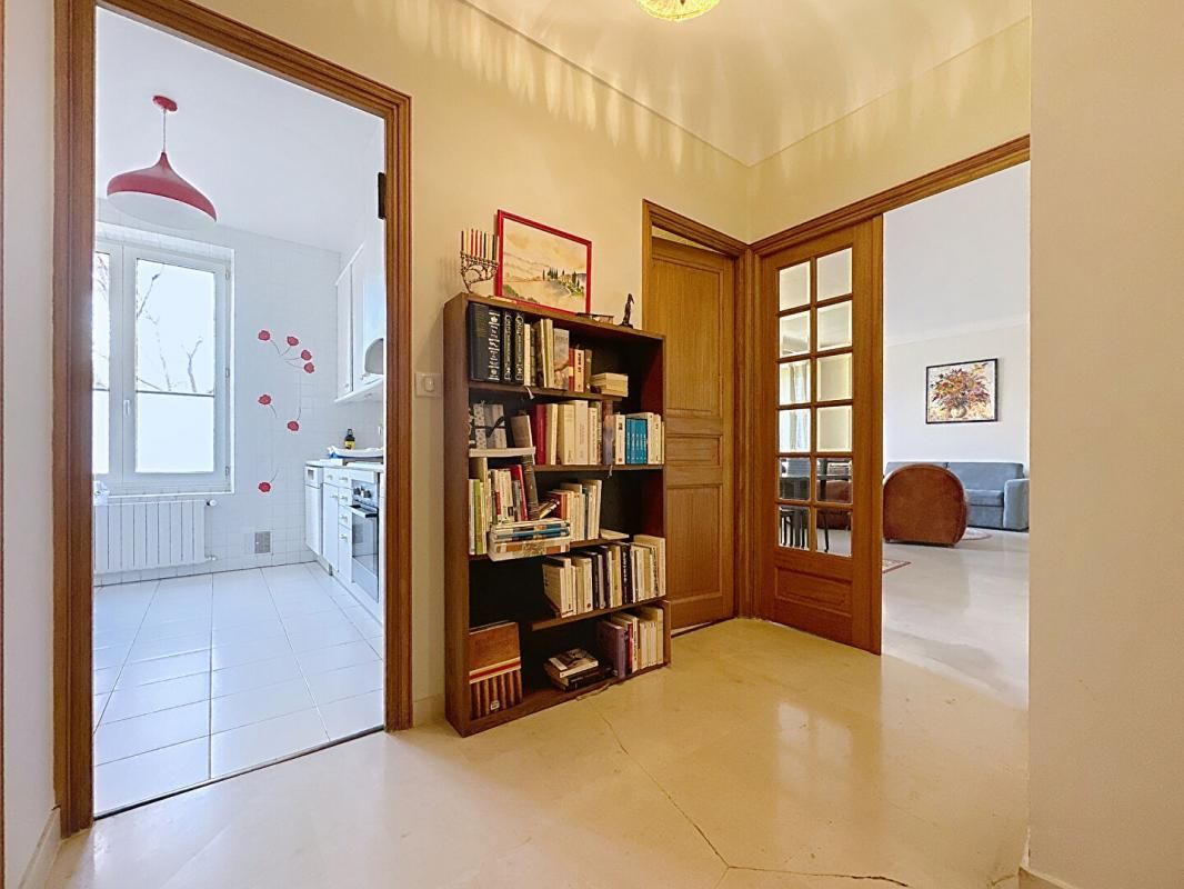 AVIGNON Appartement  2 pièce(s) 73 m2 4
