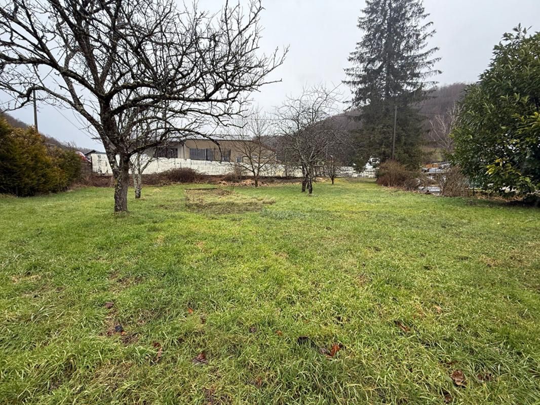 AUTECHAUX-ROIDE Maison Autechaux Roide 5 pièce(s) 125 m2 2