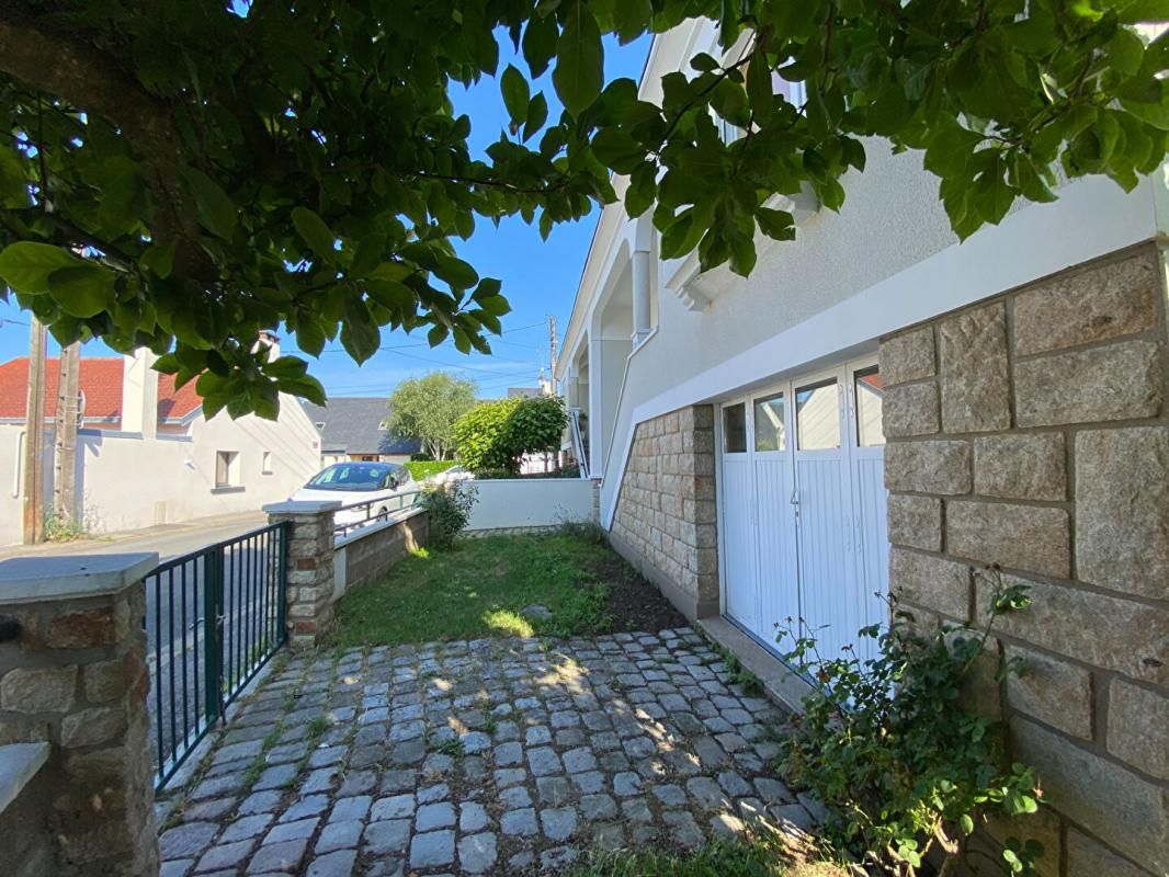 MAISON BOUVARDIERE