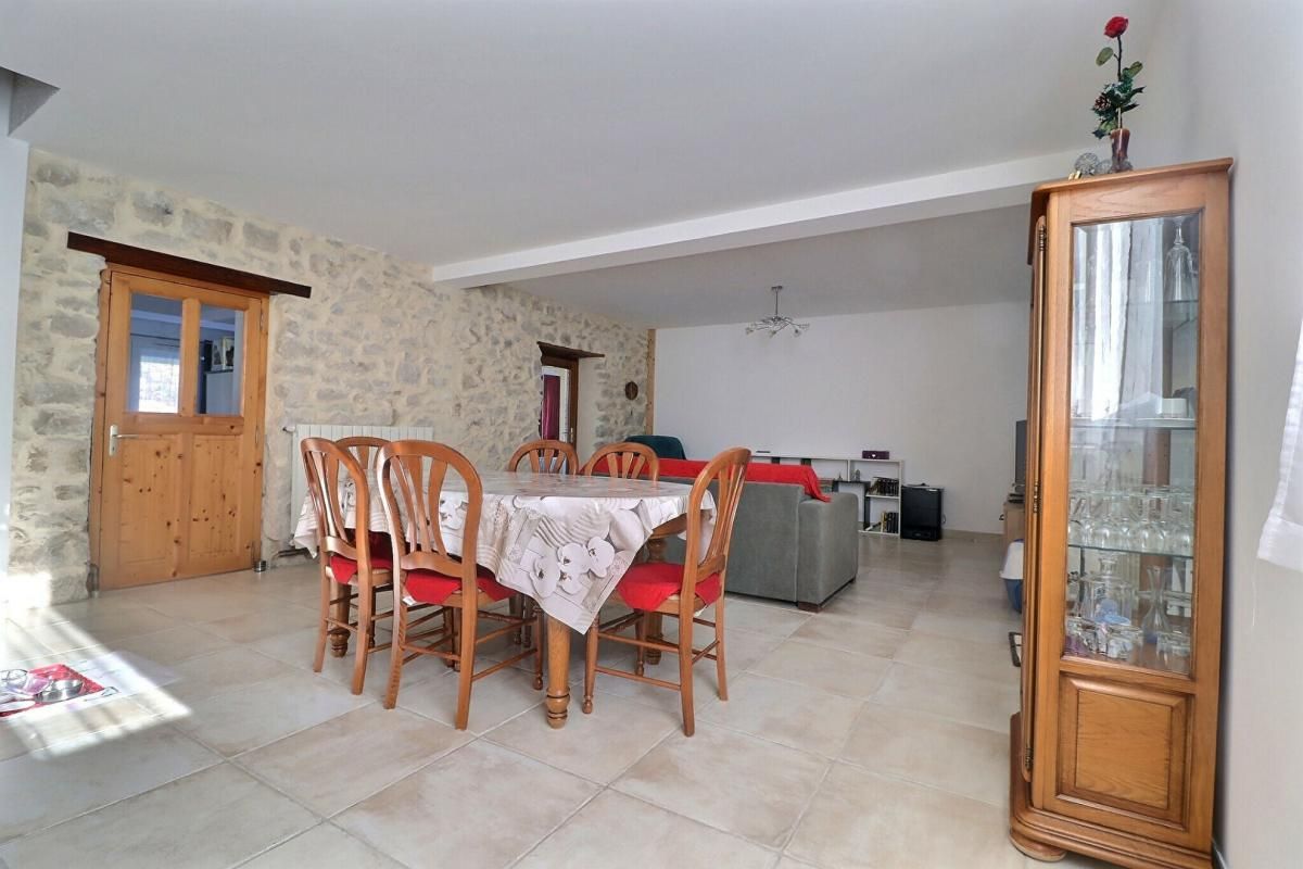 LE TEIL Maison de ville 126 m² Le Teil 3