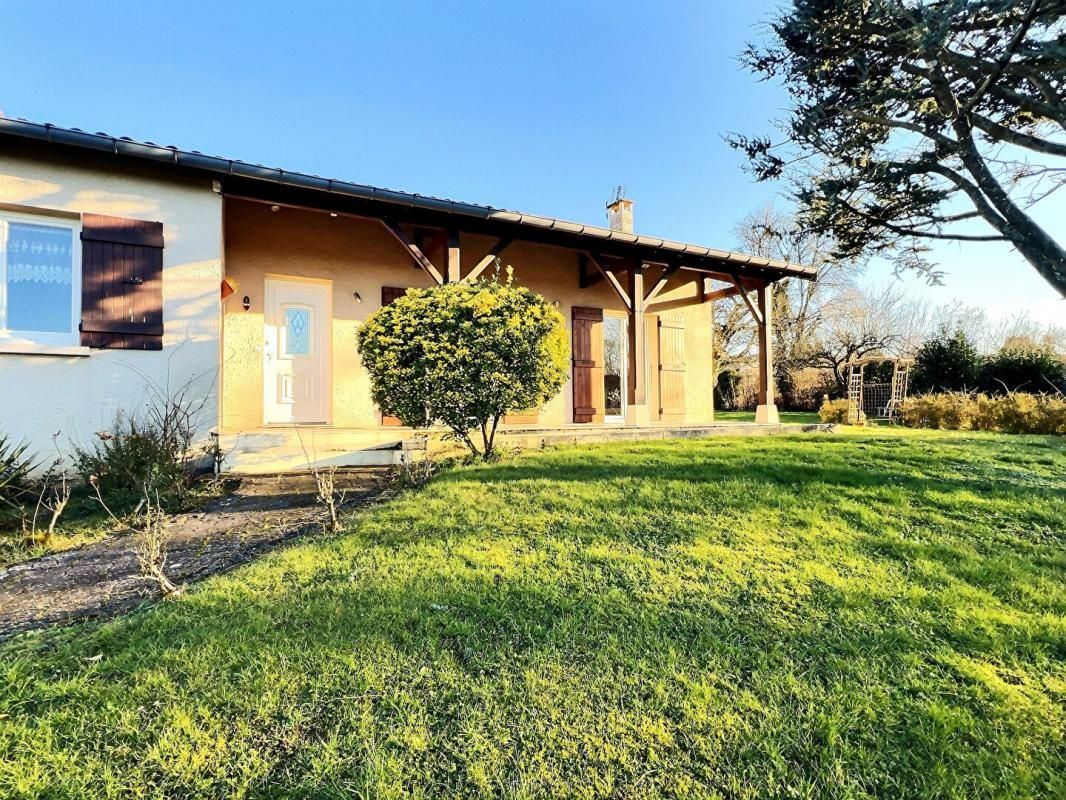 CHARBONNIERES Maison Macon 4 pièce(s) 98 m2 2