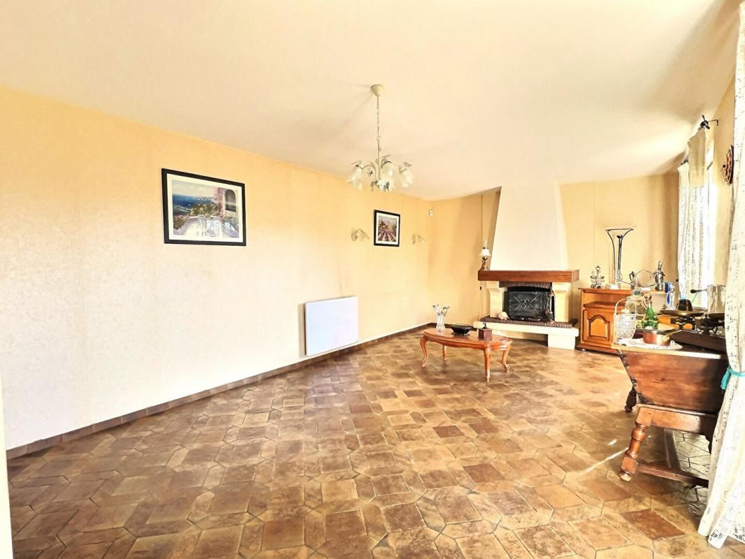 CHARBONNIERES Maison Macon 4 pièce(s) 98 m2 4