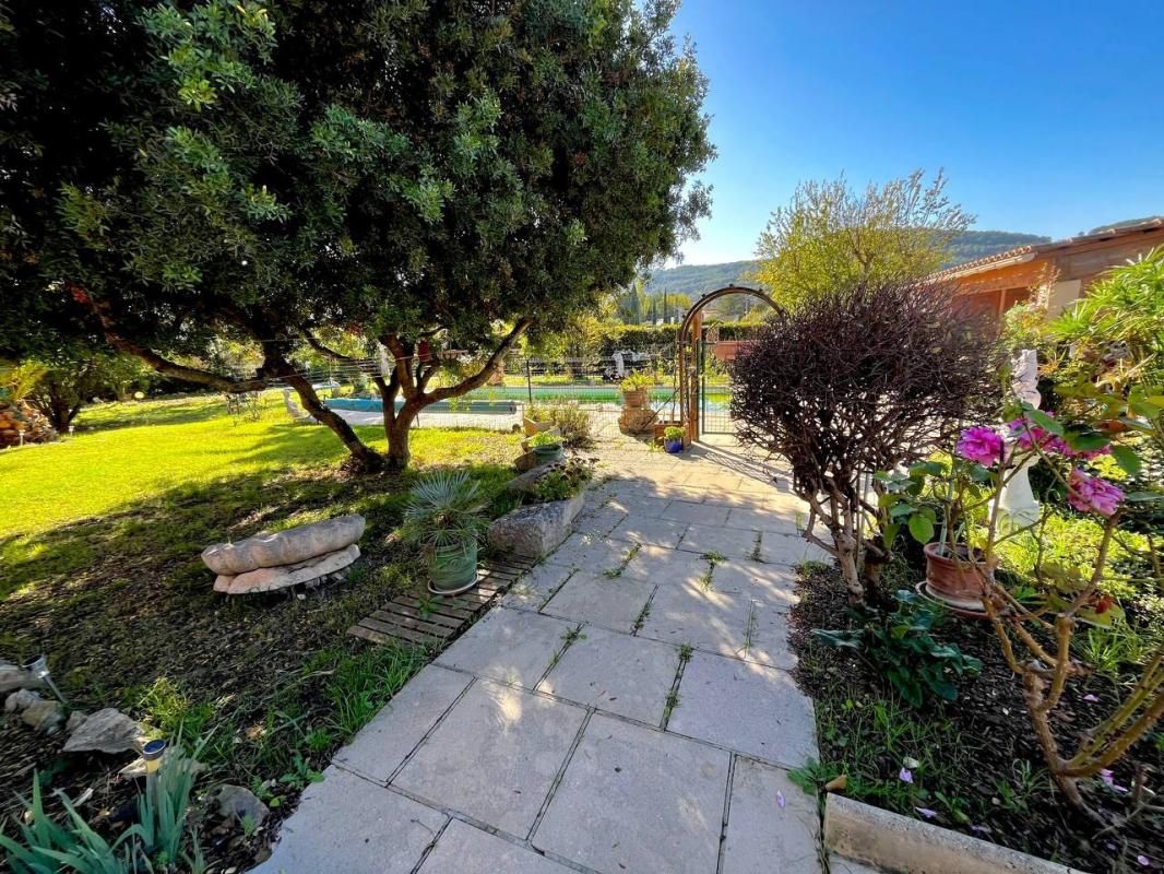 LE BEAUSSET Maison de plain-pied138m2 2